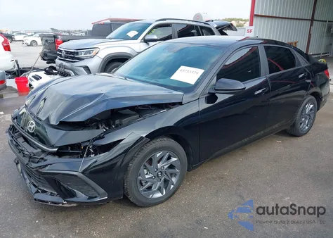 2024 Hyundai Elantra Sel z USA, uszkodzony, nr VIN KMHLM4DGXRU669717